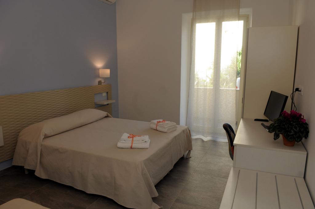 Della Torre Rooms Lecce Eksteriør billede