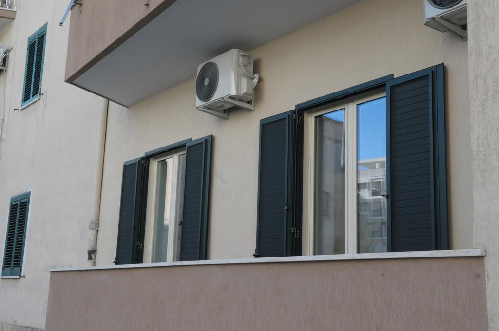 Della Torre Rooms Lecce Eksteriør billede